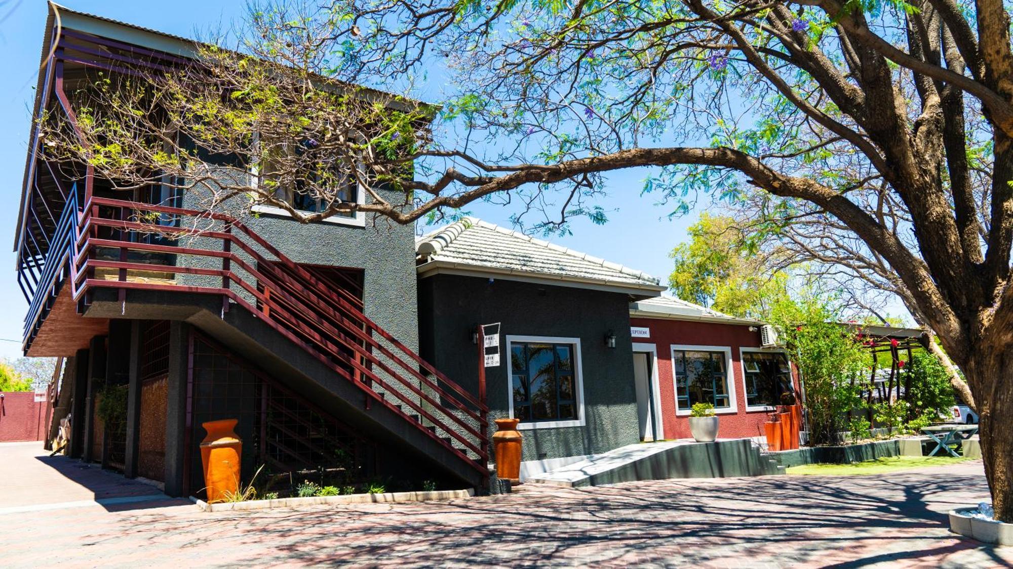 Windhoek Gardens Boutique Hotel Экстерьер фото