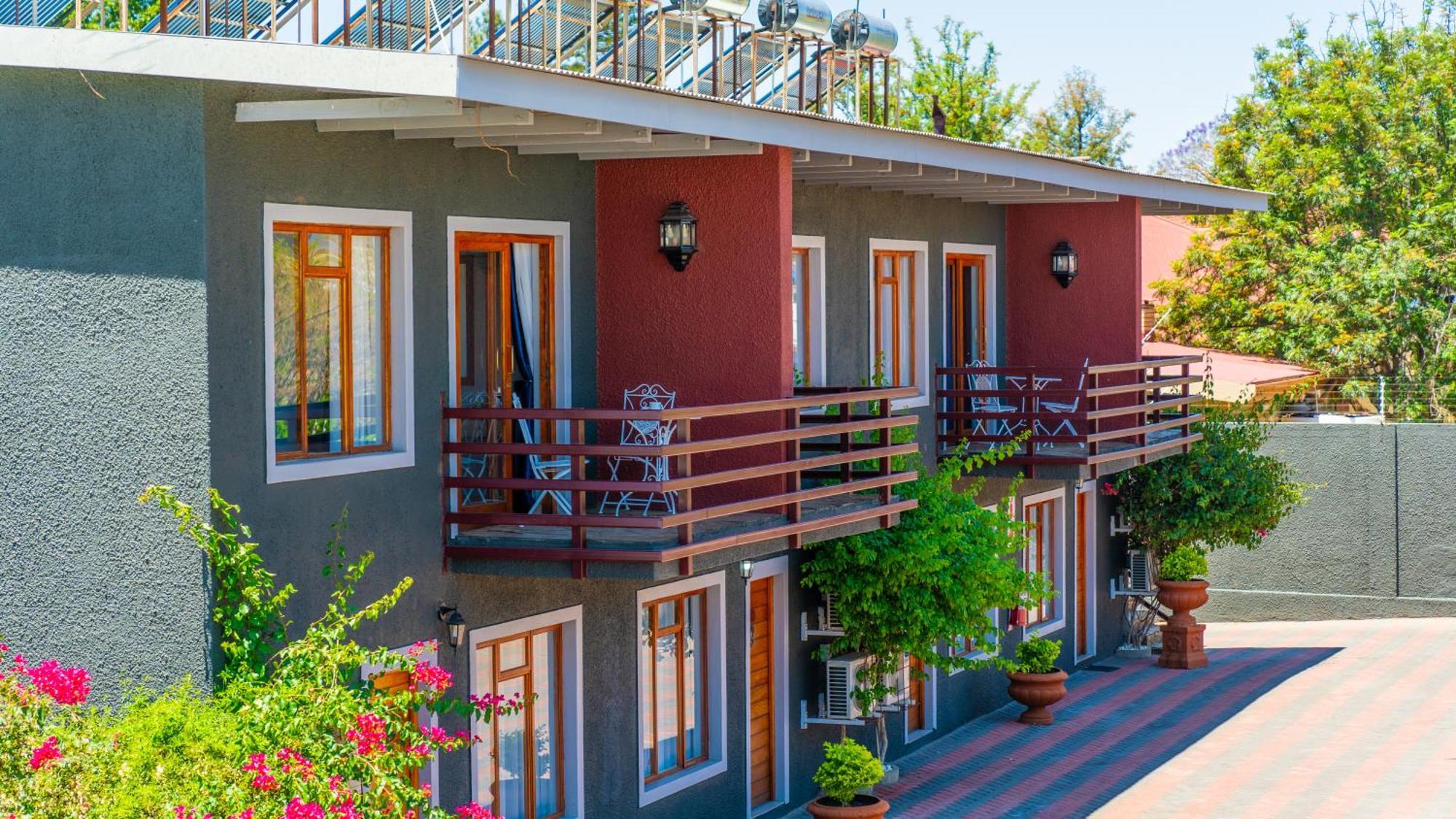Windhoek Gardens Boutique Hotel Экстерьер фото